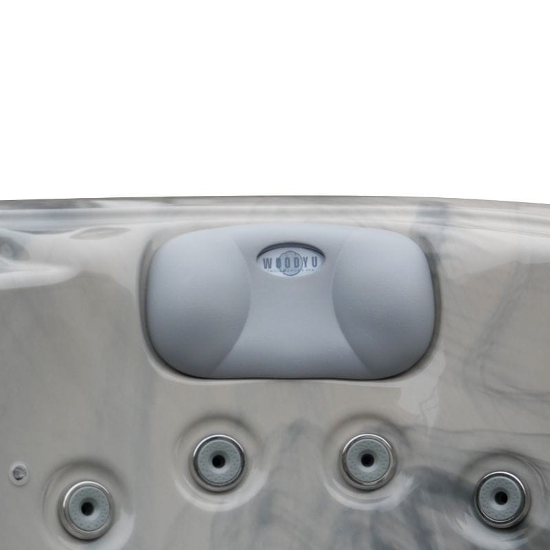 Woodyu-Wanna-Spa-Ogrodowa-Hot-Tub-Z-Lezanka.jpg
