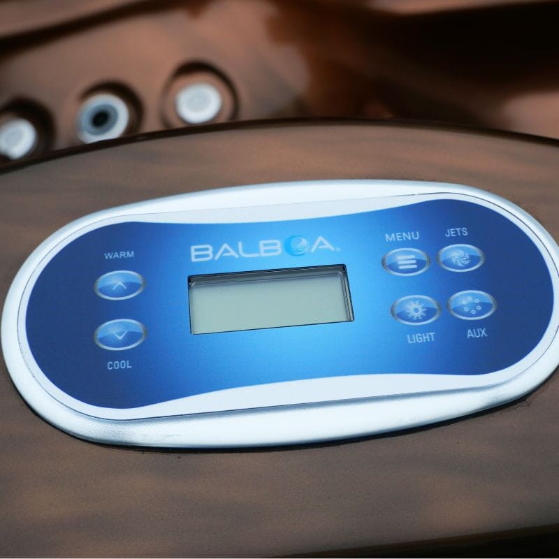 Woodyu-Wanna-Spa-Ogrodowa-Hot-tub-Z-Masazami.jpg