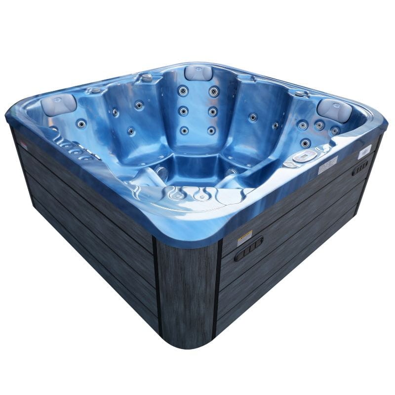 Woodyu-Wanna-Spa-Z-Hydromasazem-Hot-Tub-Z-Lezanka.jpg