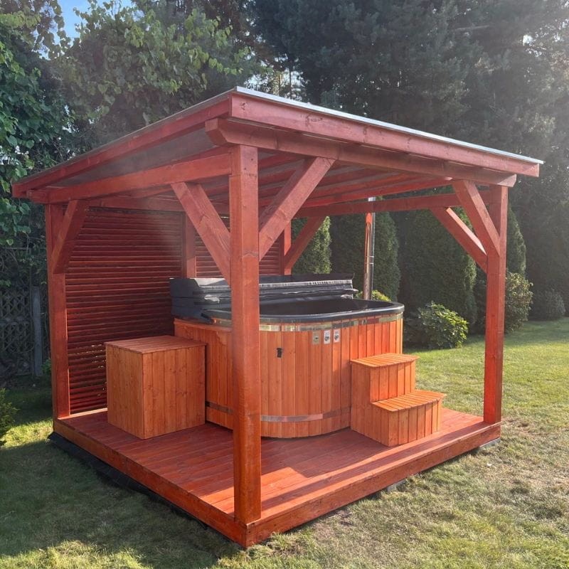 WoodyU-Pergola-Z-Jacuzzi.jpg